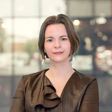 Dr Ariane van Koppen